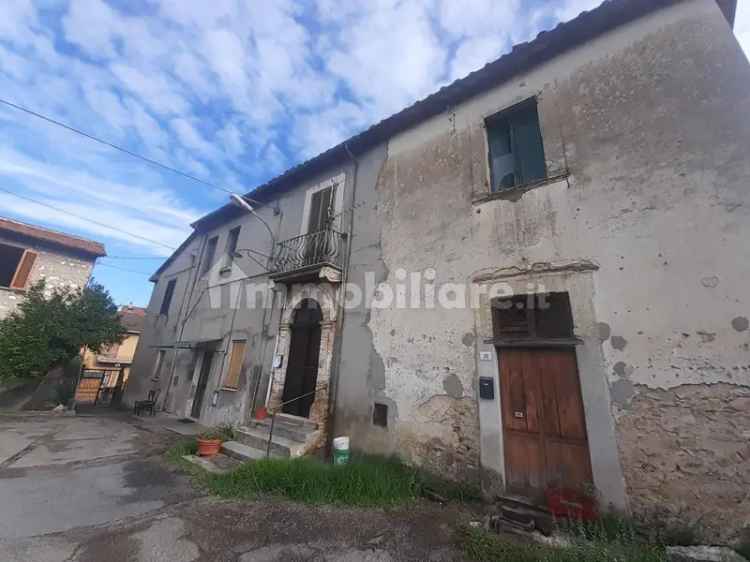 Terratetto plurifamiliare Strada di Vallestretta, Cesure - Valenza, Terni