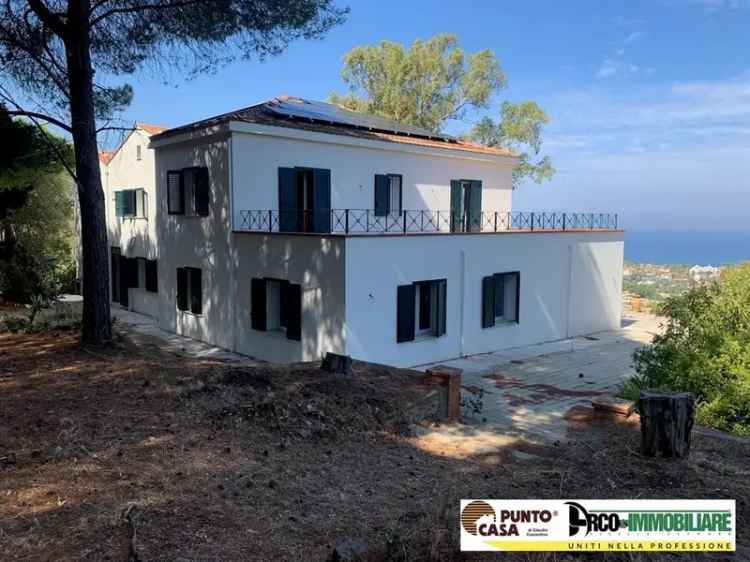 Villa in Via Roccazzo, Cefalù, 10 locali, 4 bagni, 400 m², terrazzo