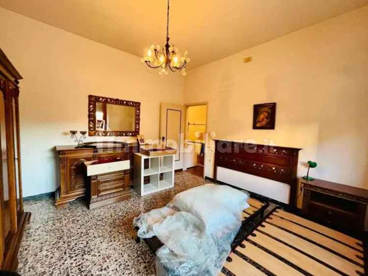 Villa unifamiliare via Marsala, 26, Centro, Monsummano Terme