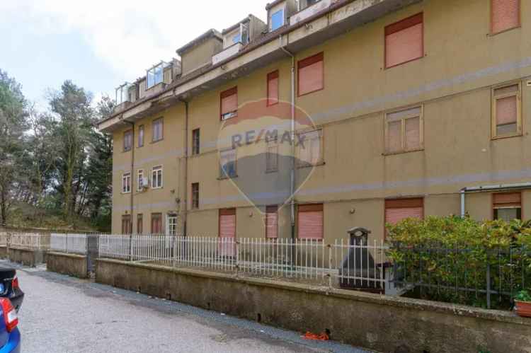 Appartamento in VIA OTTAVIO CATALANO, Enna, 6 locali, 2 bagni, 98 m²