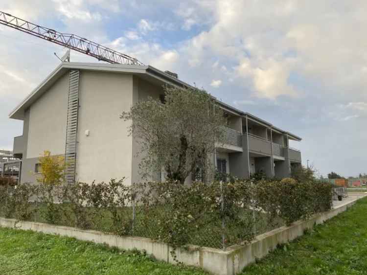 Villa a schiera in Via Giuseppe Ungaretti, Cesena, 4 locali, 2 bagni