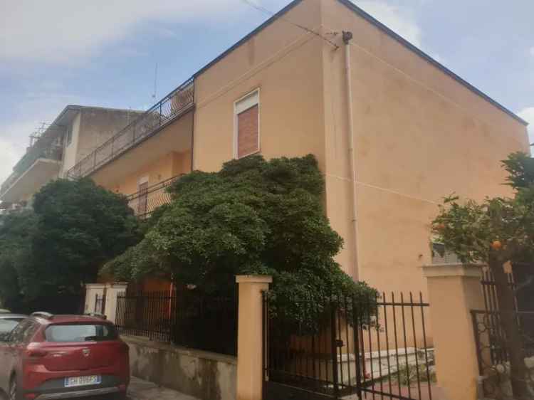 Appartamento in Via Benedetto Croce 15, Partinico, 5 locali, 200 m²