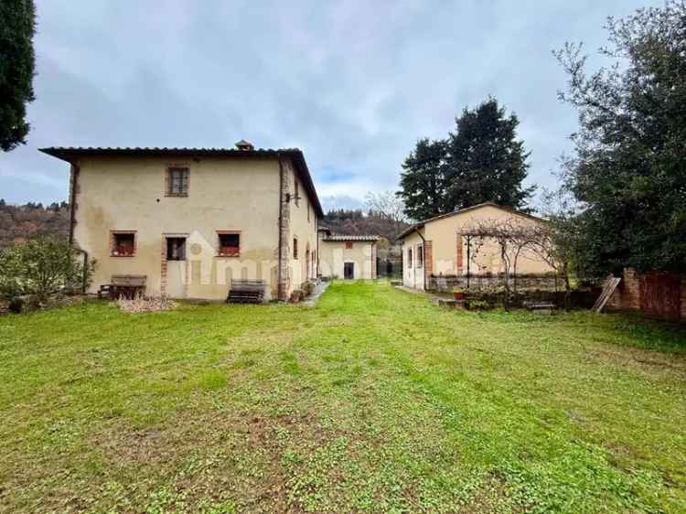 Casale viale Umbria, Centro, Sarteano