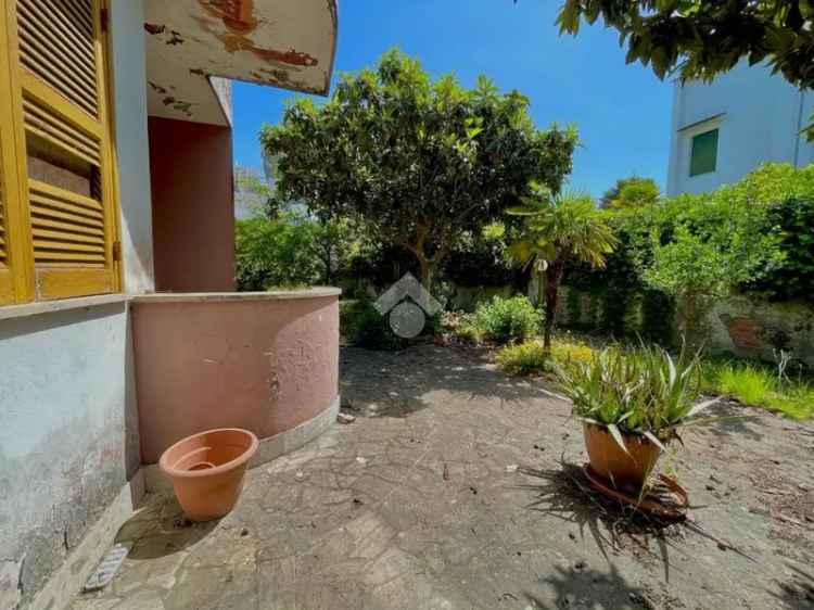 Villa plurifamiliare via san felice circeo, Litoranea Terracina - San Felice, Terracina