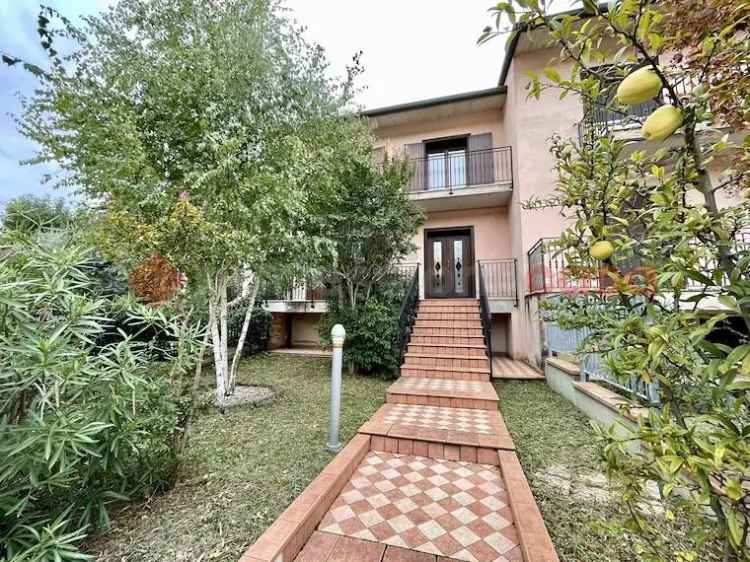 Villa a schiera in vendita  a Alonte