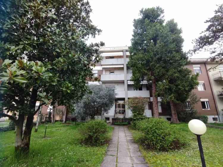 Appartamento via Udine, Borgomeduna, Pordenone