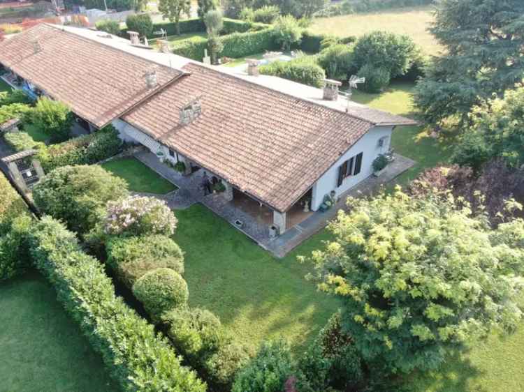 Villa in Via Tesa 48, Cellatica, 4 locali, 3 bagni, giardino privato