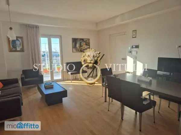 Appartamento In Affitto in 18, Corte Morgese, Bari, Puglia