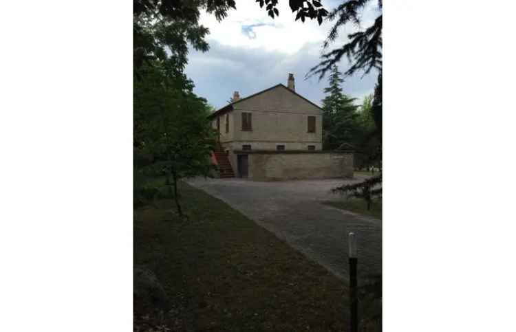 Villa in vendita a Monte Urano