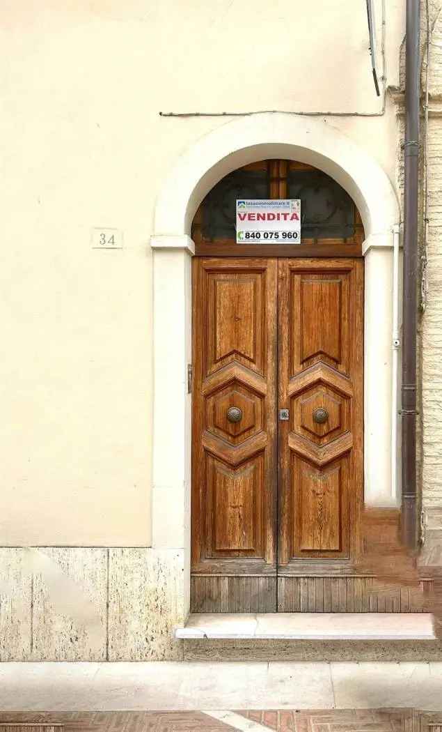 Terratetto unifamiliare via Santa Maria Maggiore 34, Centro, Lanciano