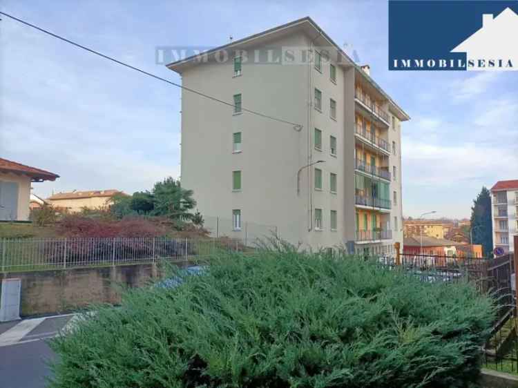 Appartamento in VIA barazze 6, Cossato, 5 locali, 1 bagno, 110 m²