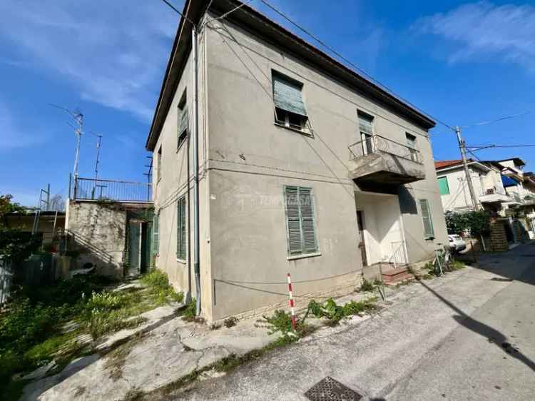 Terratetto plurifamiliare via Monte Secine, Ospedale, Pescara