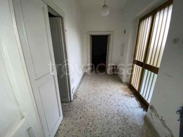 Casa indipendente Montalto Uffugo San Raffaele 330mq terreno 10000mq