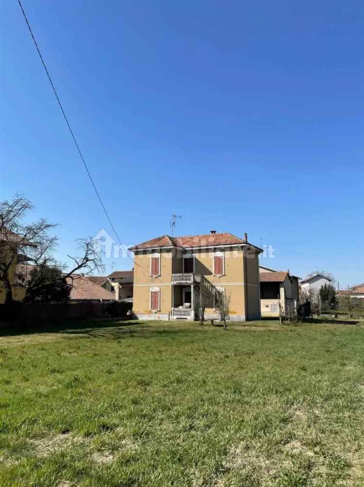 Villa unifamiliare via Gambolò, Garbana, Gambolò