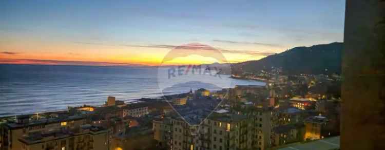 Appartamento in Via Pietra Ligure, Genova, 5 locali, 2 bagni, 120 m²