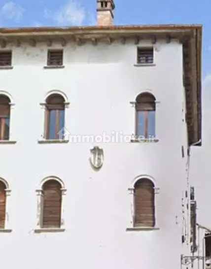 Appartamento piazza Mercato, Centro, Belluno