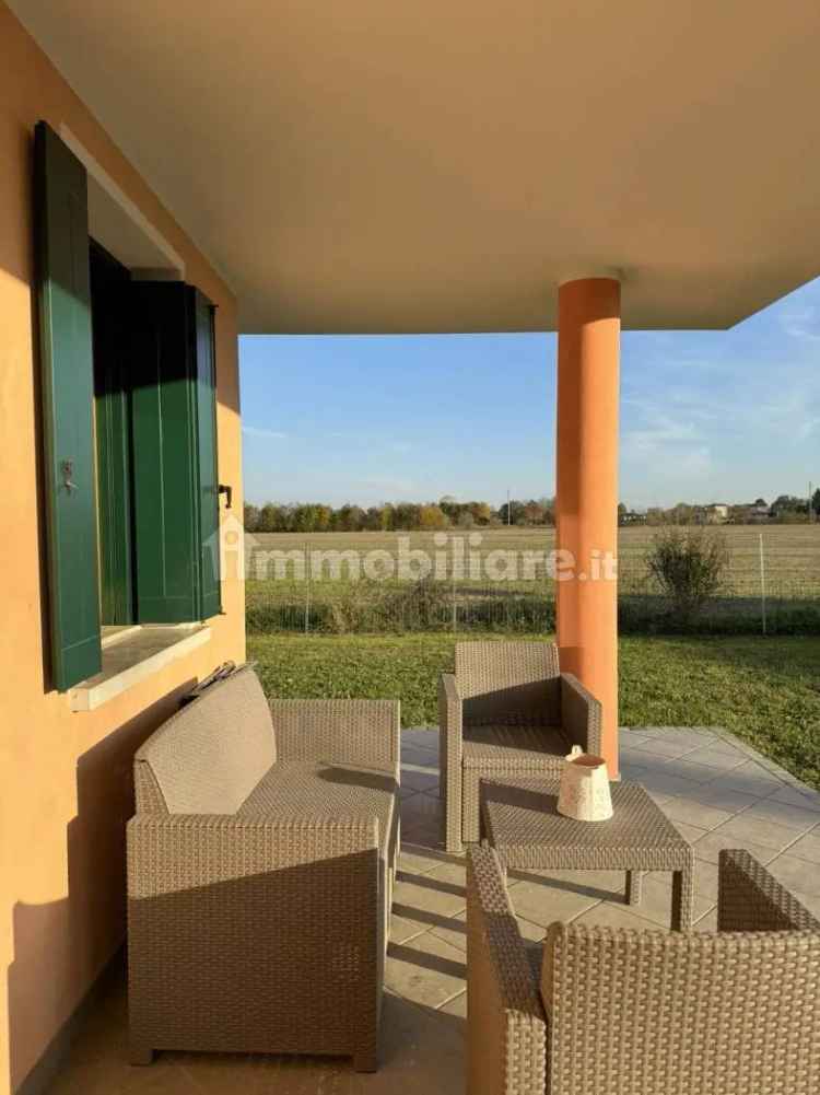 Villa bifamiliare via Tavella di Pasiano 32C, Pasiano, Pasiano di Pordenone