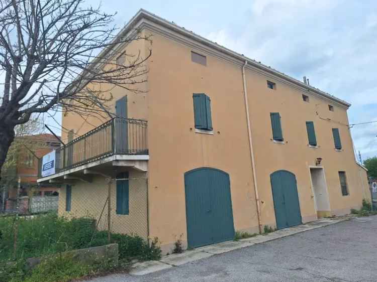 Villa in Via Martiri antifascisti 87, Budrio, 6 locali, 2 bagni