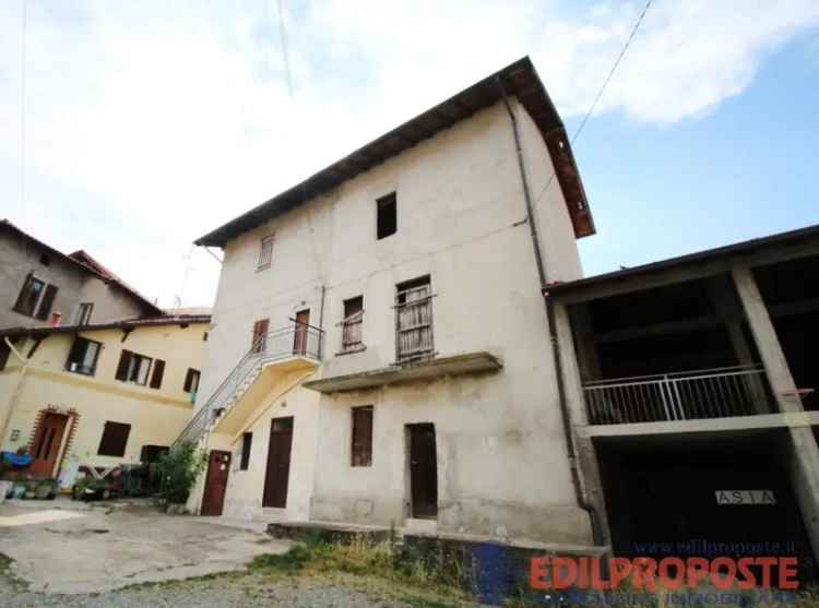 Appartamento in Via oberdan, Misinto, 6 locali, 262 m², multilivello