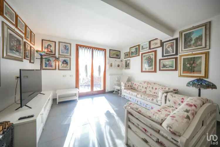 Vendita casa indipendente 10 locali di 300 m² in Massa Fiscaglia (44025) - 108899 - iad