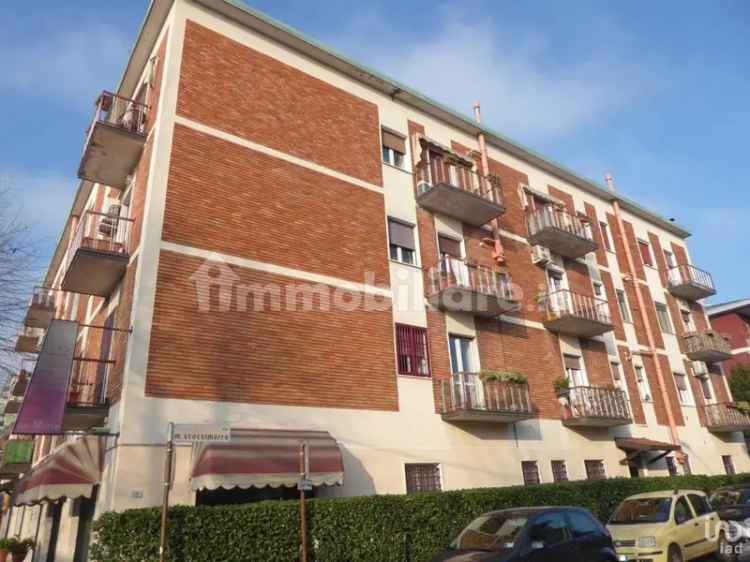 Vendita quadrilocale di 114 m² a Senago (20030) - 88797 - iad