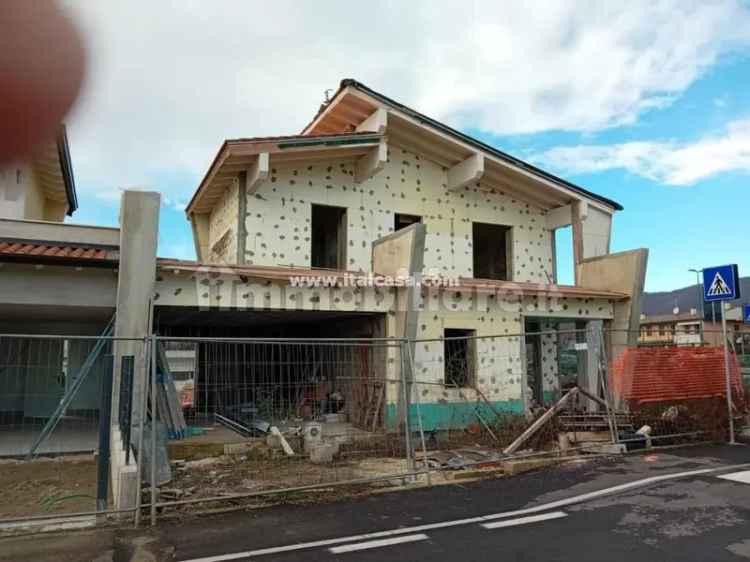 Villa Bifamiliare Scanzorosciate - Nuova Costruzione