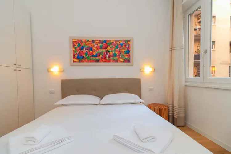 Modern One-Bedroom Apartment on Via Guglielmo Silva, Steps from Milan’s CityLife District