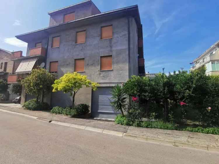 Appartamento in Via Fedro, 32, San Salvo (CH)