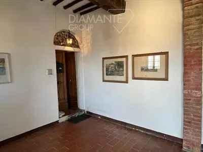 Appartamento 5 Camere Piegaro 133 mq Ristrutturato