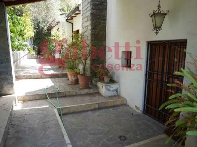 Villa in Via Sambiase, 0, Cosenza (CS)