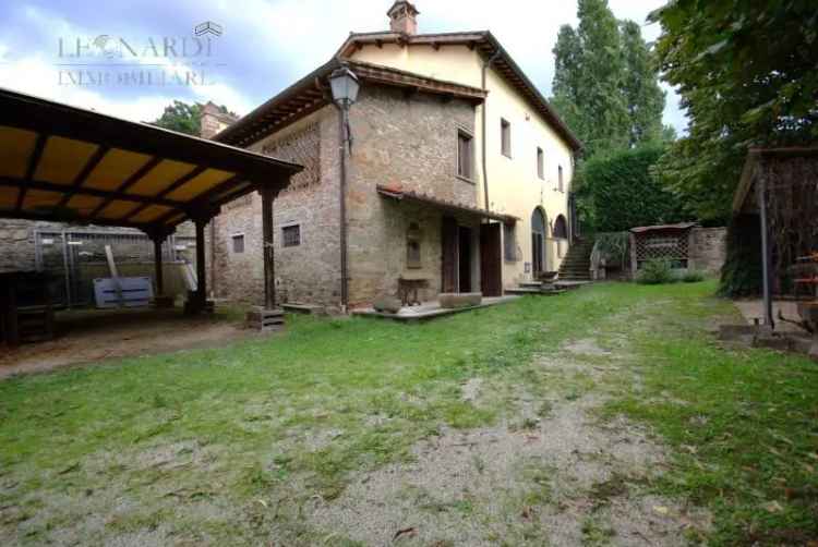 Villa bifamiliare via Campo Sportivo, Centro, Sansepolcro