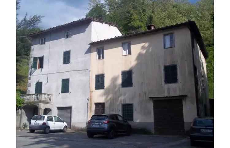 Casa indipendente in vendita a Bagni di Lucca