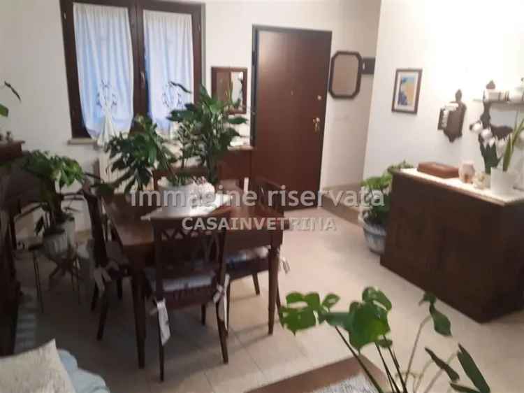 Villa a schiera in VIA DELL'AIRONE, Grosseto, 5 locali, 3 bagni