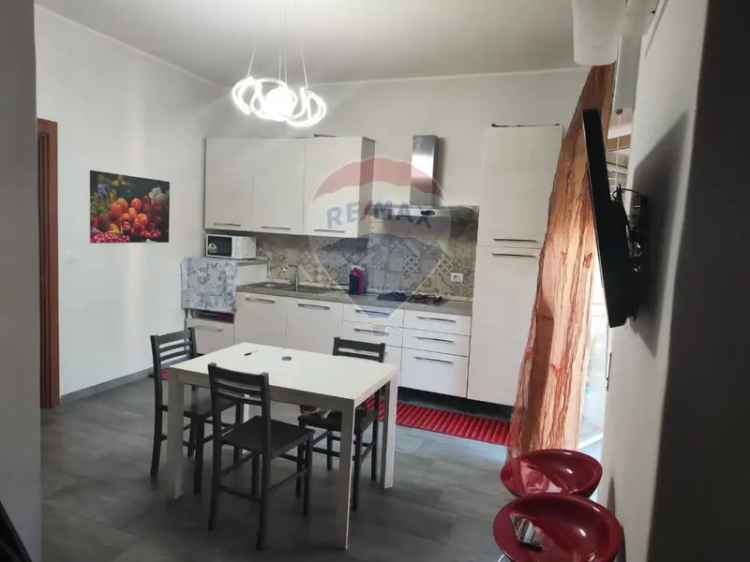 Appartamento in Via guido gozzano, Acireale, 6 locali, 1 bagno, 117 m²