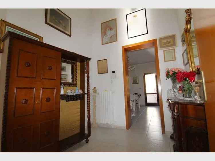 Casa Indipendente in vendita  a Casamassima