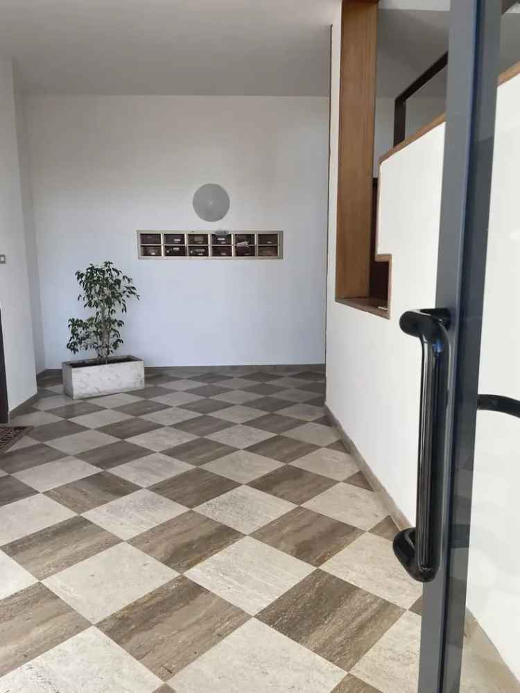 Appartamento in Via Emanuele Badini, Cerveteri (RM)