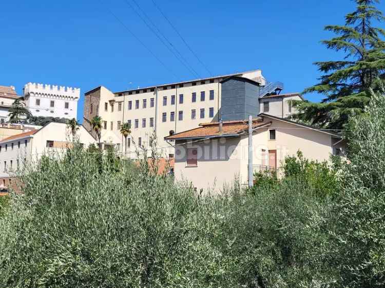 Villa unifamiliare via Madonna del Perugino, Giove