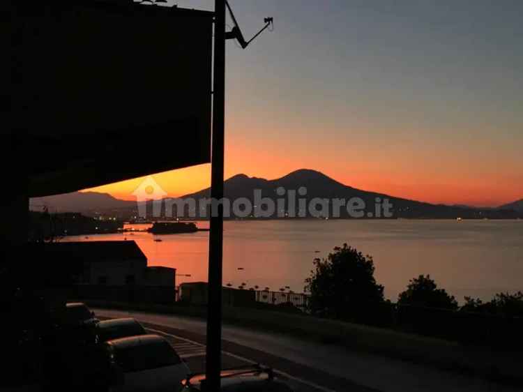 Appartamento via Francesco Petrarca 197, Posillipo, Napoli