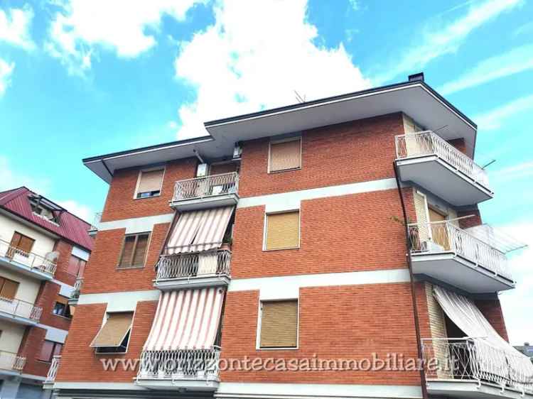 Appartamento in VIA SASSARI, Ascoli Piceno, 6 locali, 2 bagni, 89 m²