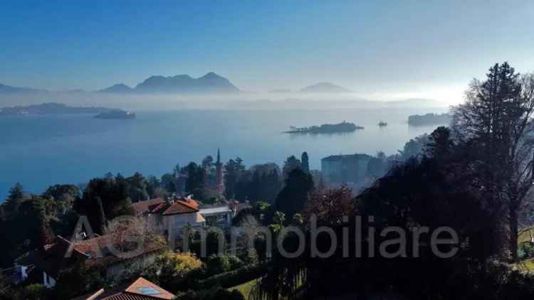 Villa in Via Marconi, Baveno, 9 locali, 3 bagni, giardino privato