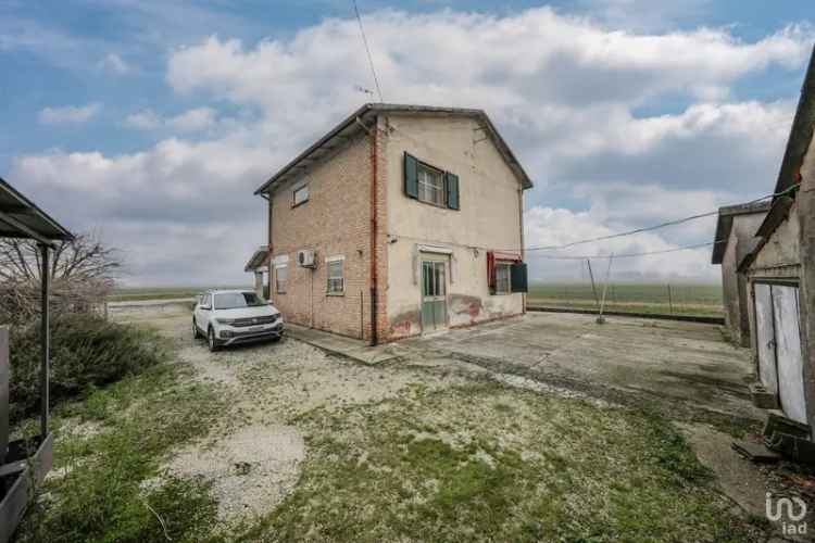 Vendita casa 8 locali di 199 m² in Copparo (44034) - 134196 - iad