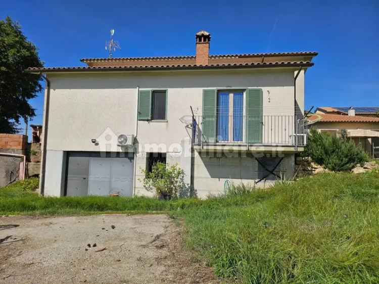 Villa unifamiliare Vocabolo Piantoneto, Giove