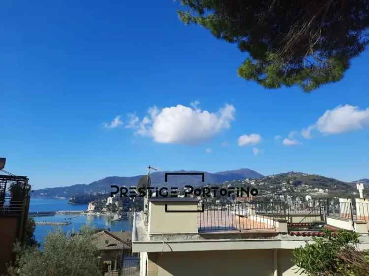 Appartamento in Via Bozzo Costa 59, Rapallo, 9 locali in vendita