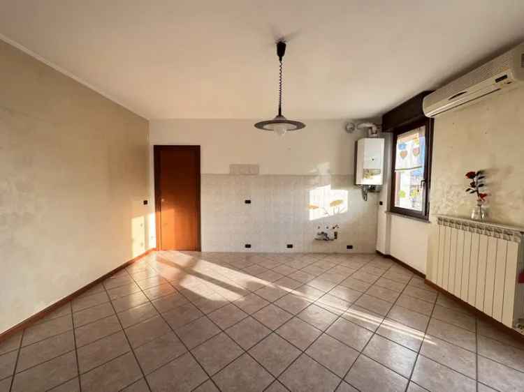 Appartamento in Via San Fermo, 6, Rovato (BS)