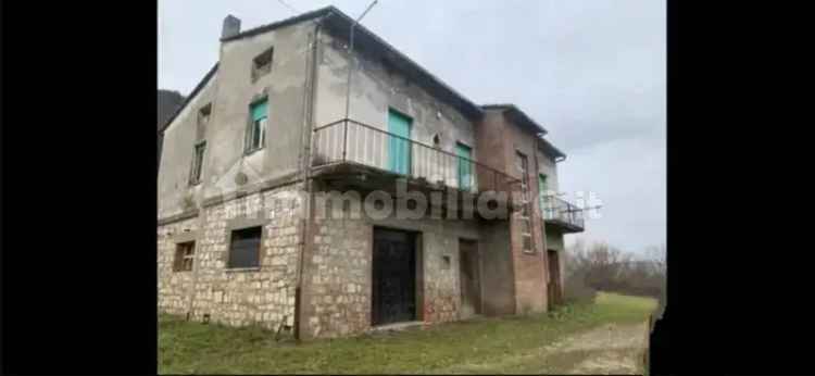 Casale Strada Provinciale, Gualdo Cattaneo