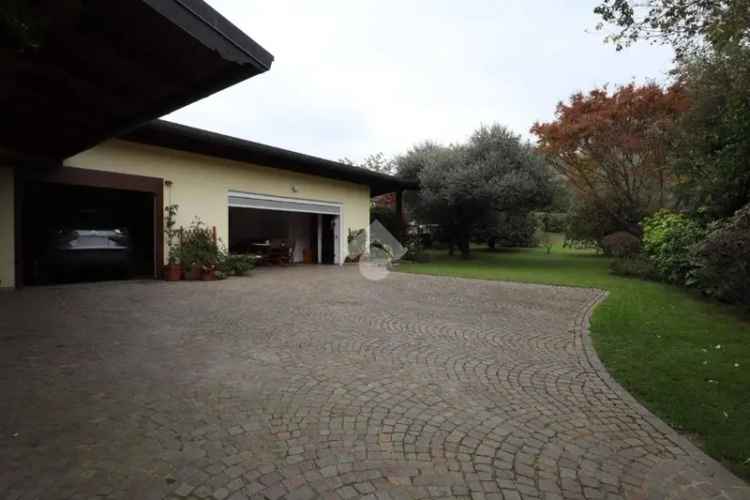 Villa unifamiliare Borgo San Giacomo 18, Centro, Magnano in Riviera