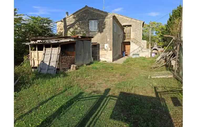 Casa indipendente in vendita a Montegranaro, Contrada San Tommaso 204