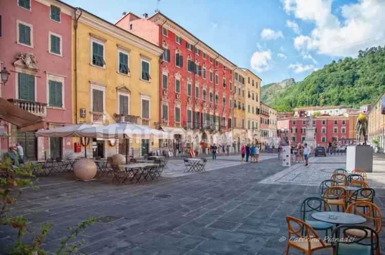 Terratetto unifamiliare via Gino Menconi, Avenza, Carrara