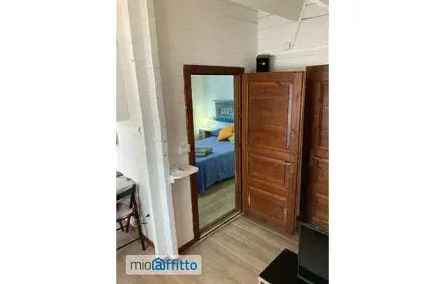 Affitto 2 camera appartamento di 35 m² in Naples