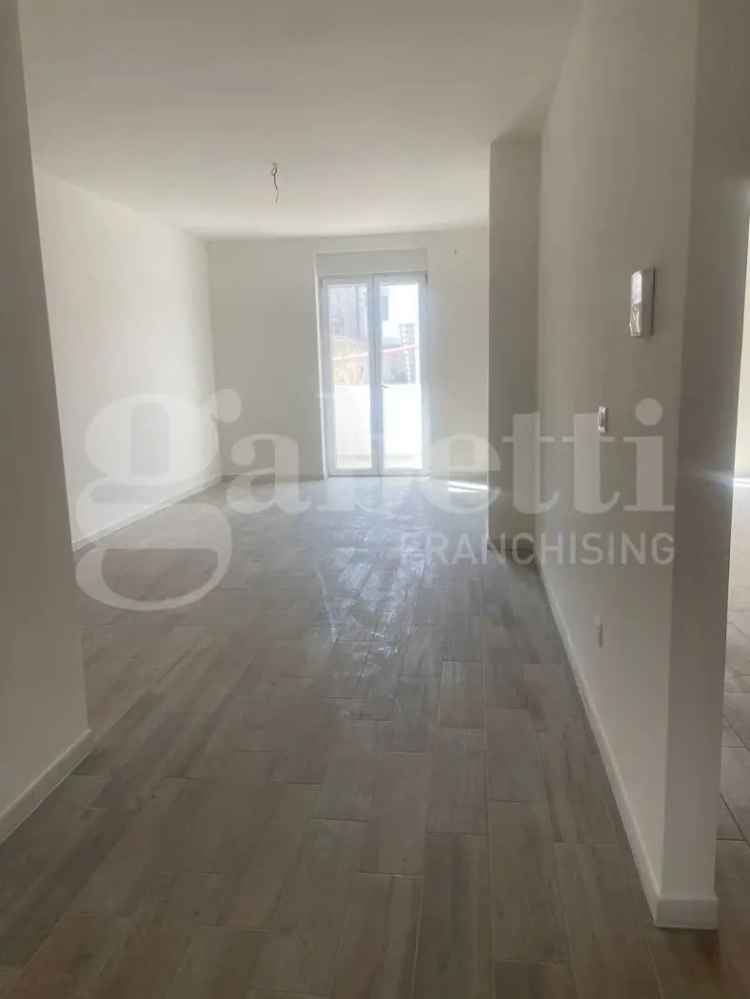 Appartamento in Via Ognissanti, 5, Capurso (BA)